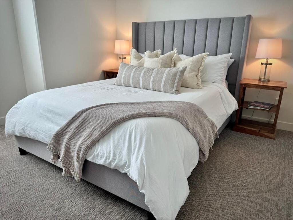 Casa vacanze Bear Retreat - Walk To Marina & Market! *